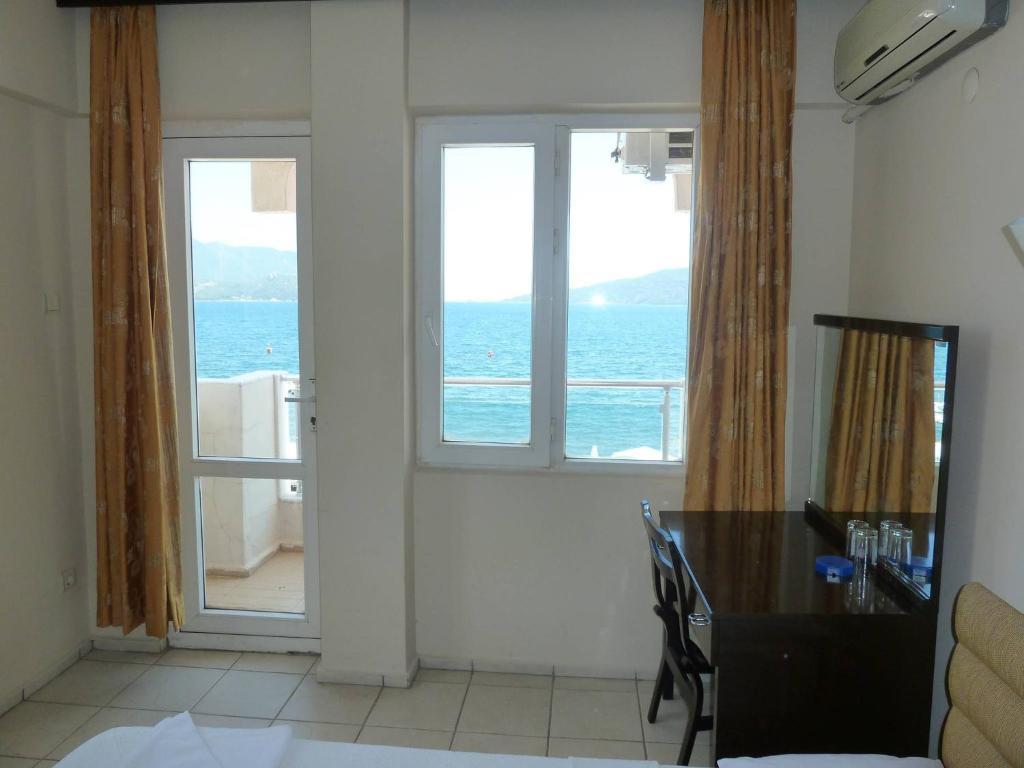 La Vita Beach Hotel Μαρμαρίς Εξωτερικό φωτογραφία