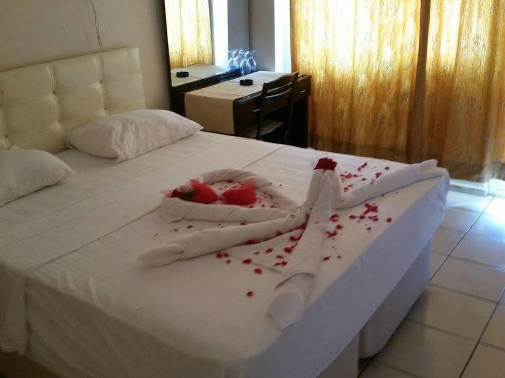 La Vita Beach Hotel Μαρμαρίς Εξωτερικό φωτογραφία